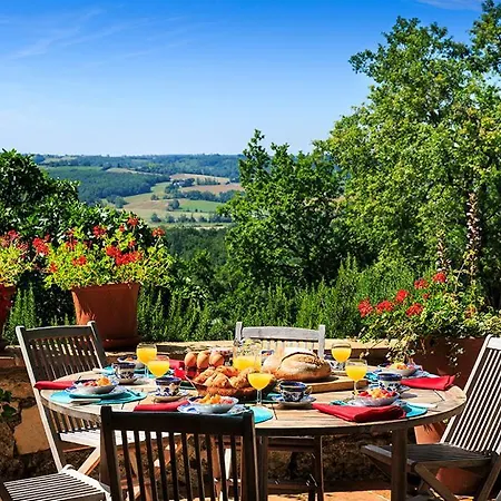 Sleeps 12 * Lauzerte