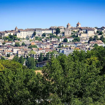 Sleeps 12 * Lauzerte